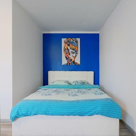 Luxury Olimpia Studio In Bucharest, With Netflix App Екстер'єр фото